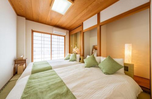 Nishi Villa | ちよ 桜と過ごすお部屋 usjまで電車で10分 4つの寝室 お風呂2台 トイレ4台