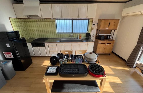 Tsu Apartment | なぎさの宿平屋三重県観光の拠点伊勢神宮鈴鹿サーキットアクセス良好家族グループ旅行