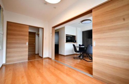 Hitoyoshi Apartment | ウエストワン サウス106Hanatebako