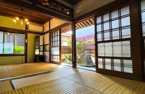 Awaji House | ギャラリー宿 INNAHOUSE ANDAGALLERY