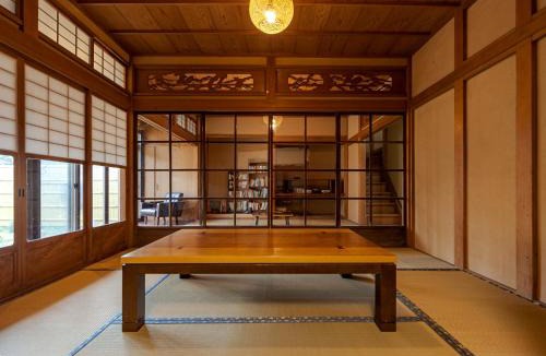 Maibara House | ゲストハウス メグルヤ 中山道柏原宿