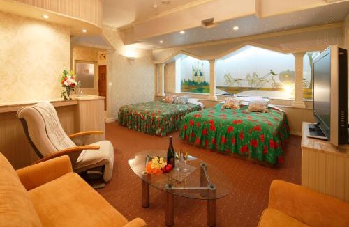 Miyoshi Hotel | ホテル エフ 三芳店