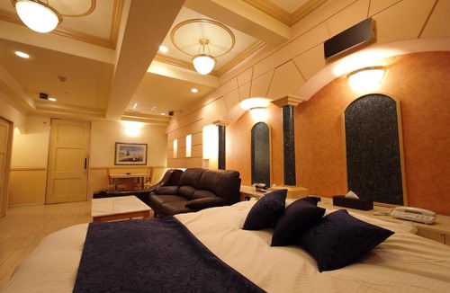 Himeji Hotel | ホテル カーシュ Cache 男塾ホテルグループ