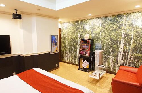 Yoshioka Hotel | メルヘンの森パート2大人専用