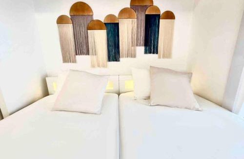 Namba Apartment | ー 8Greige ー 2min Dotonbori Namba Kuromon Osaka USJ WiFi Unlimited