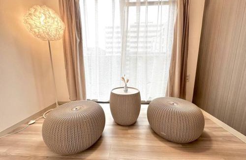 Namba Apartment | ー 8Greige ー 2min Dotonbori Namba Kuromon Osaka USJ WiFi Unlimited