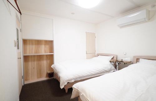Uwamachi Apartment | 上海苑 Shanghai Inn