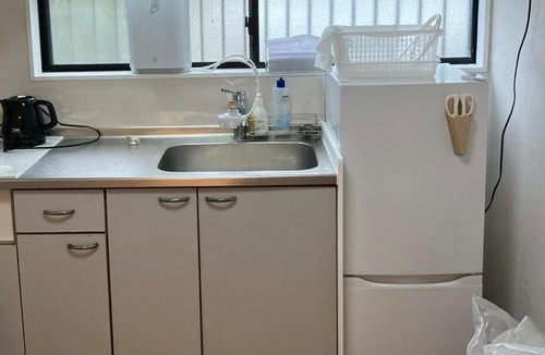 Nishi-Hirayama Cho Apartment | 丸亀 Sawau 丸亀駅まで徒歩8分 うどん屋まで徒歩1分 5名まで宿泊可駐車場 1台有 港近