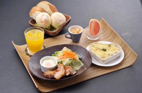 Futo Hotel | 伊豆高原 記念日を祝う宿 自然家 Haco しぜんや ハコ