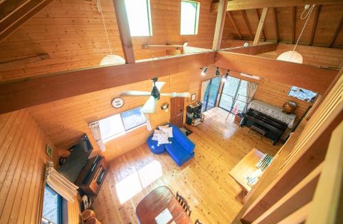 Kobata House | 千葉の静かな山の中の貸切コテージ 鴨川コテージ