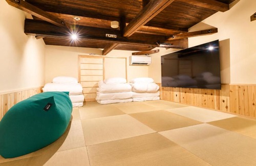Nara Villa | 奈良旅館 VILLA East West