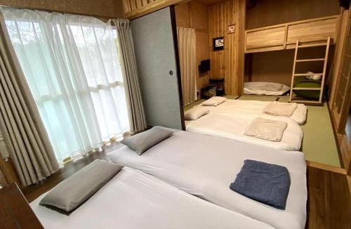 Kirishima House | 貸切温泉宿 田舎の宿 か家 ひかり邸