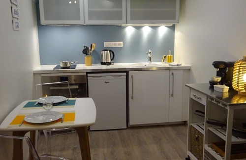 Limoges Apartment | 1 Bedroom Apartment - 2 people