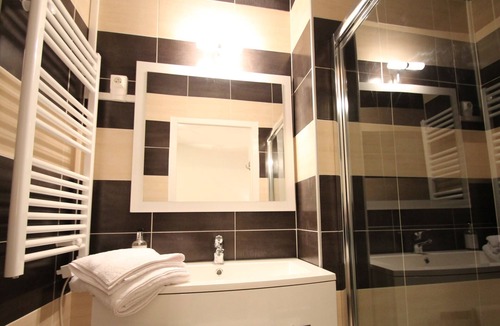 Limoges Apartment | 1 Bedroom Apartment - 3 people