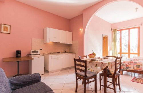 Bucine Apartment | 1 bedroom awesome apartment in Pietraviva AR