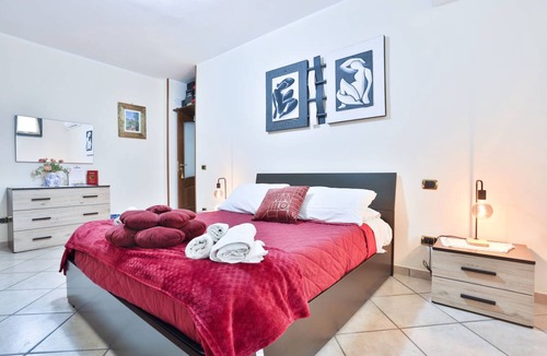 San Giorgio a Cremano Apartment | 100 m² Apartment ∙ 2 bedrooms ∙ 4 guests