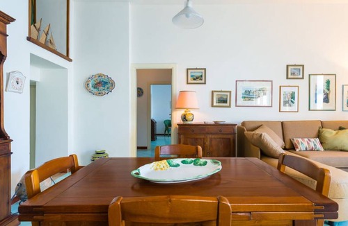 Lacco Ameno Apartment | 100 m² Apartment ∙ 3 bedrooms ∙ 6 guests