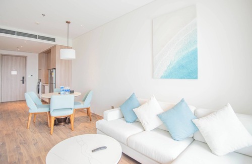 Ha Long Apartment | 11F Seaview Apt | 2BR 2WC | 75m² | Near Beach.