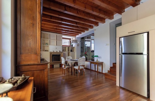 Verona City Centre Apartment | 130 sqm apartment with beautiful terrace on Giardino Giusti