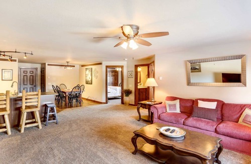 Deadwood Apartment | 148 m² Apartment ∙ 2 bedrooms ∙ 4 guests