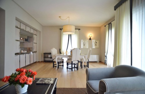 San Casciano dei Bagni Apartment | 1700 square feet, 2 bedrooms, one with extra bed 2 bathrooms, kitchen & living