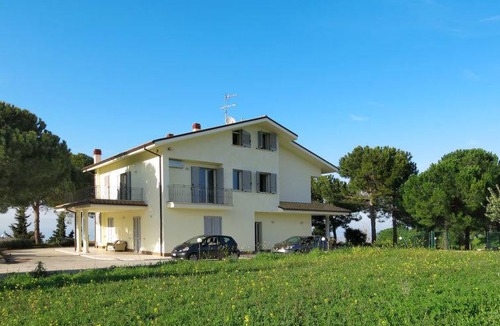Pineto House | 190 m² House ∙ 3 bedrooms ∙ 10 guests