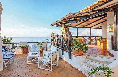 Costa dei Monaci House | 2 bedroom accommodation in Parghelia (VV)