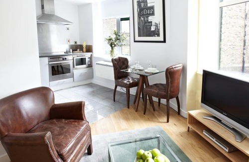 Bishopsgate Apartment | 2 Bedroom Apartment in Liverpool Street
