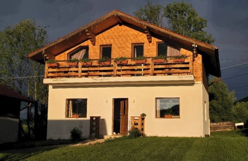 Bran Ski Chalet | 2-Bedroom Chalet Near Dracula’s Castle – Your Cozy Escape