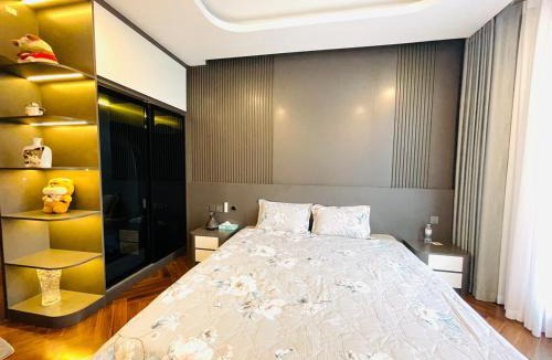 Ngo Quyen Apartment | 2 Bedroom Luxury Apartment Diamond Crown Hai Phong