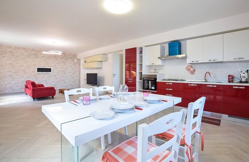 Sessa Cilento Apartment | 2 bedroom pet friendly apartment in Sessa Cilento
