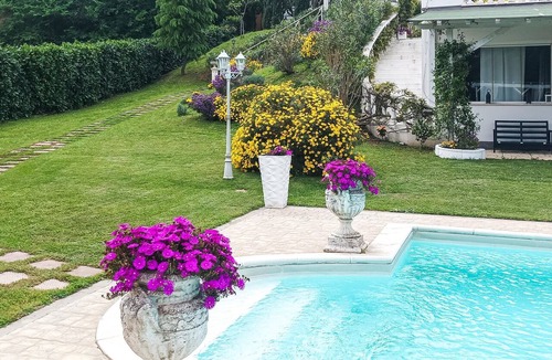 Borghesiana House | 2 bedroom stunning home in Roma