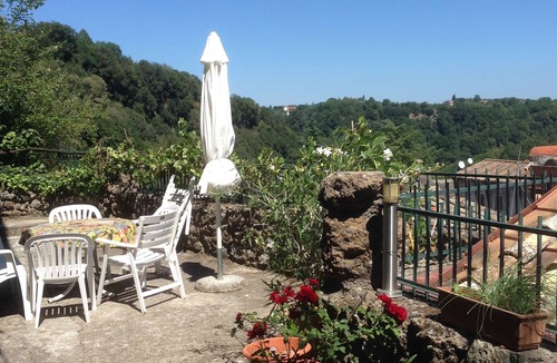 Mazzano Romano House | 2-storey vacation home with 2 large terraces and sensational views