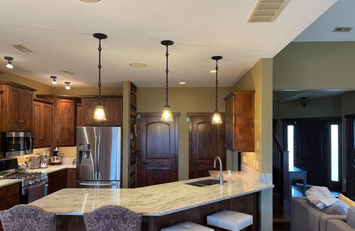 Rapid City House | 233 m² House ∙ 4 bedrooms ∙ 7 guests