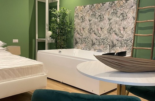 Aprilia House | 27 km from zoo marine water park