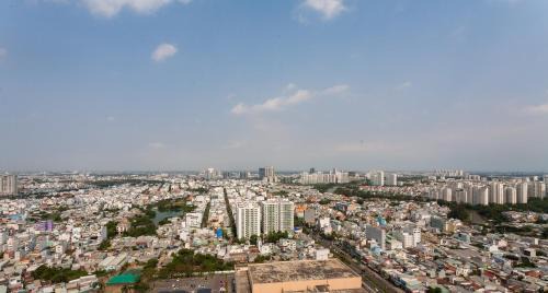 District 7 Apartment | 2br-Vibrant Home-Sunrise North-D7-Hana's Apart