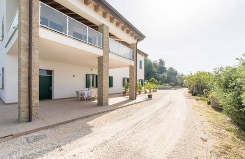 Cinto Euganeo Apartment | 3 bedroom accommodation in Valnogaredo (PD)