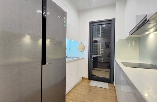 Tu Liem Apartment | 3-bedroom apartment in vinhomes skylake