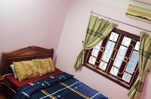 Thuy Khue House | 3 bedroom in a nicer house