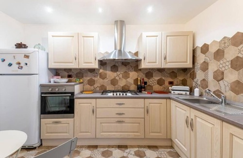 Santa Lucia House | 400 meters from the bus stop that takes you to Rome Tiburtina in 20 minutes