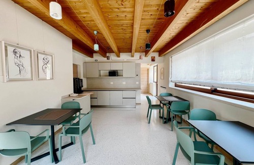 Lione Apartment | 45 m² Soundproof Room with Private Bathroom and Terrace – Up to 4 Guests