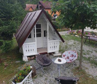 Cartisoara Bed & Breakfast | 50 m² Bed and breakfast ∙ 2 bedrooms ∙ 5 guests