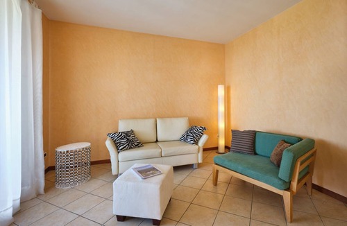 Calmasino Apartment | 60 m² Apartment ∙ 1 bedroom ∙ 4 guests