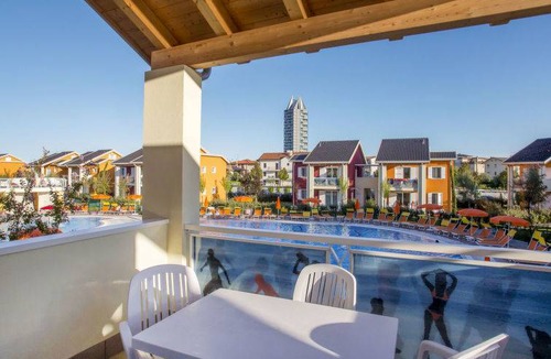 Lido di Jesolo Resort | 70 m² Resort ∙ 2 bedrooms ∙ 7 guests