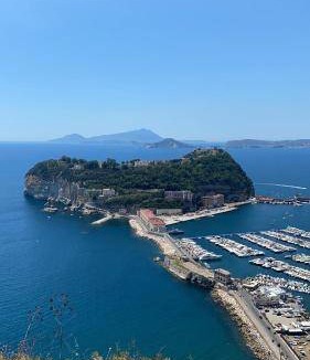 Posillipo Apartment | 80 m² Apartment ∙ 1 bedroom ∙ 4 guests