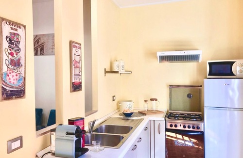 Rione VI Parione Apartment | 90 m2 apartment in the heart of Rome, 10 meters from the Pantheon