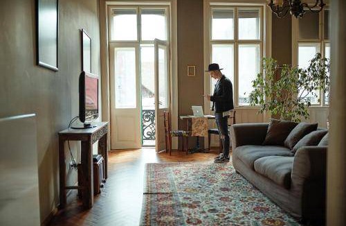 Cluj-Napoca City Centre Apartment | 99 m² Serviced apartment ∙ 2 bedrooms ∙ 5 guests