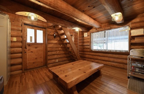 Gujo RV Rental | A building log housecapacity 6 people with BBQ/County Market Gifu