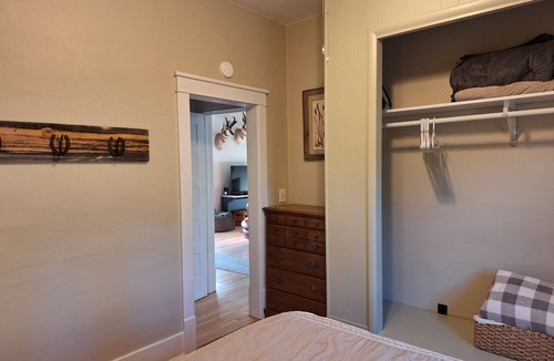Nemo Other | A delightful 1920's farmhouse in the heart of the Black Hills