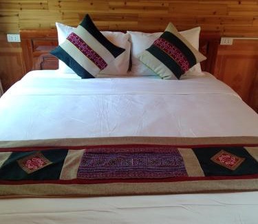 Bac Ha House | A Lìn Homestay Bắc Hà